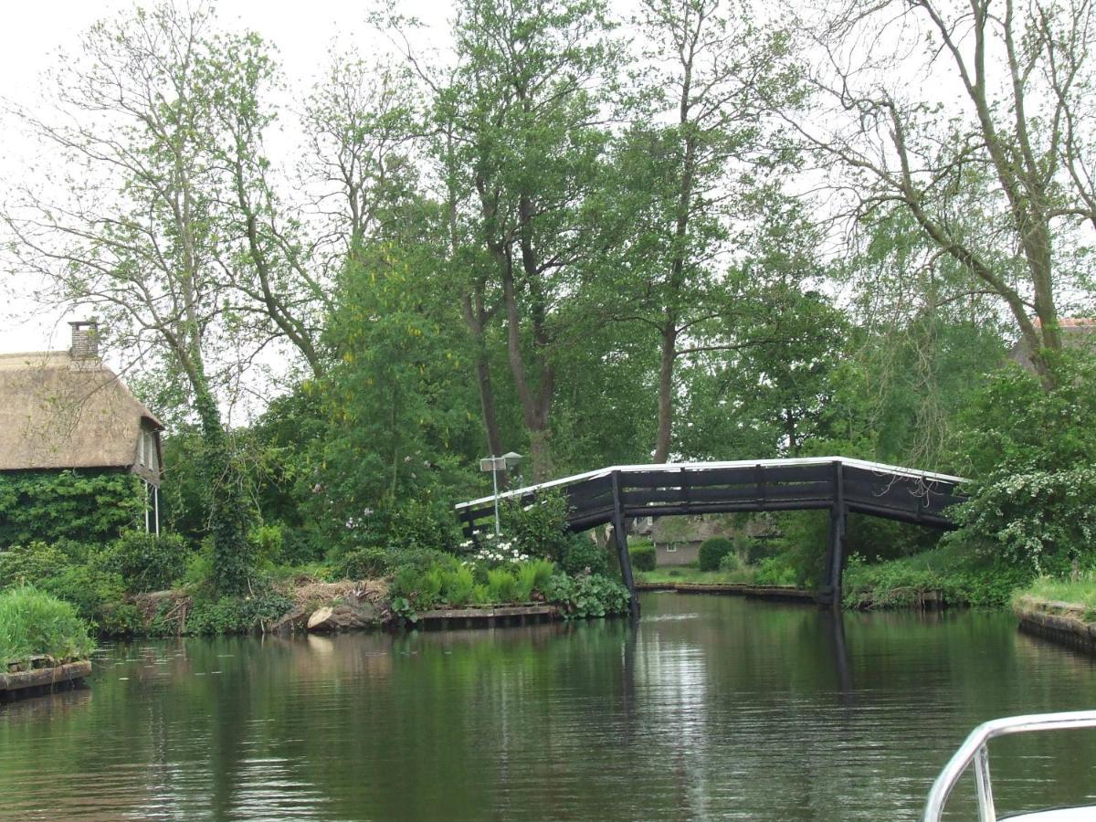 Hotel Bed-On-A-Boat Giethoorn Zewnętrze zdjęcie