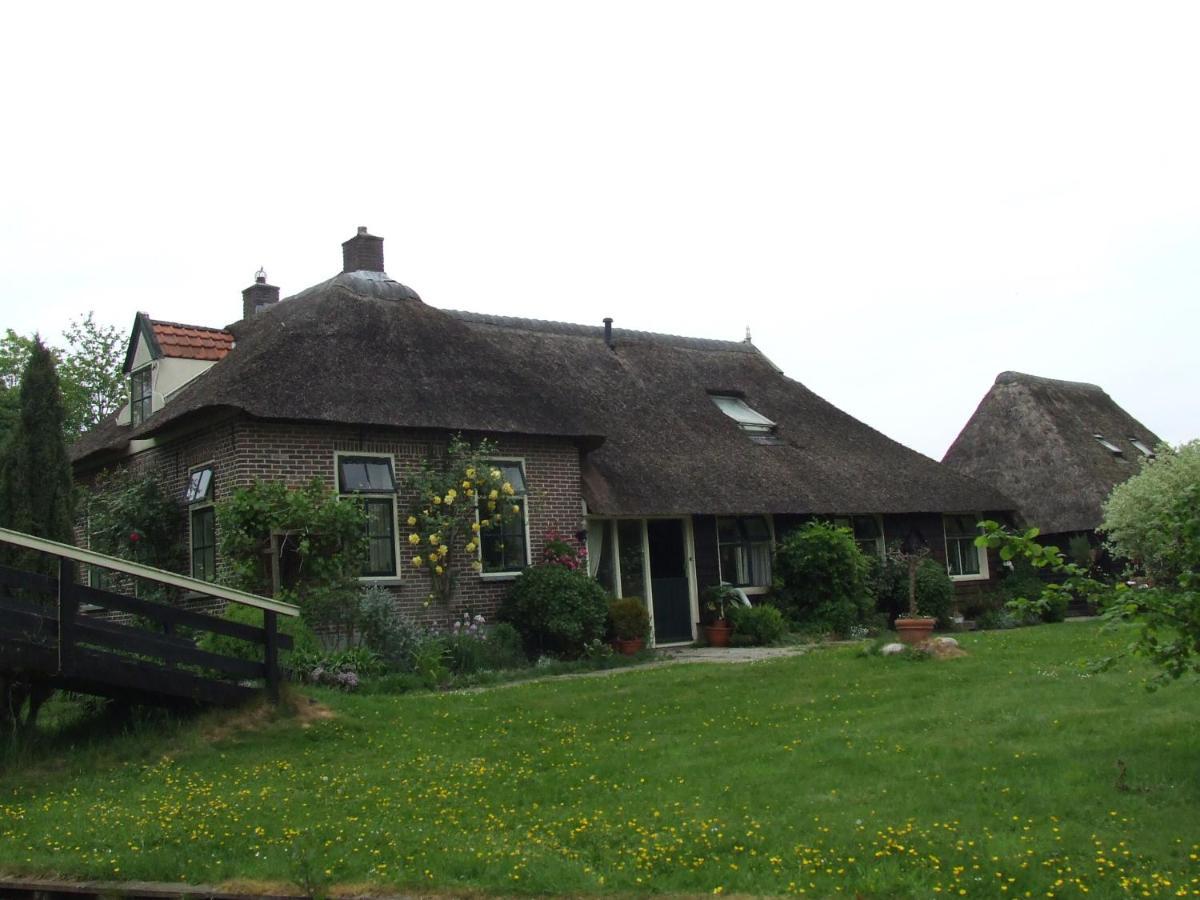 Hotel Bed-On-A-Boat Giethoorn Zewnętrze zdjęcie