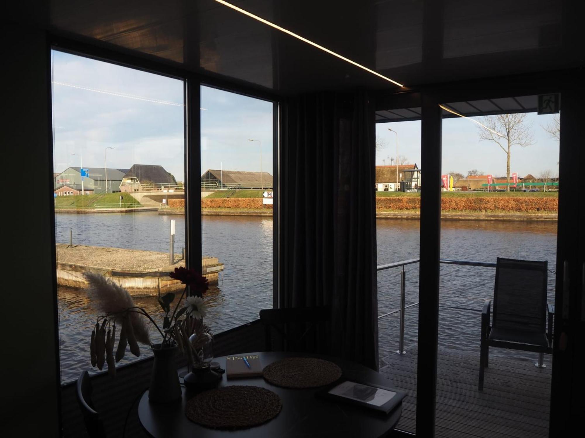 Hotel Bed-On-A-Boat Giethoorn Zewnętrze zdjęcie