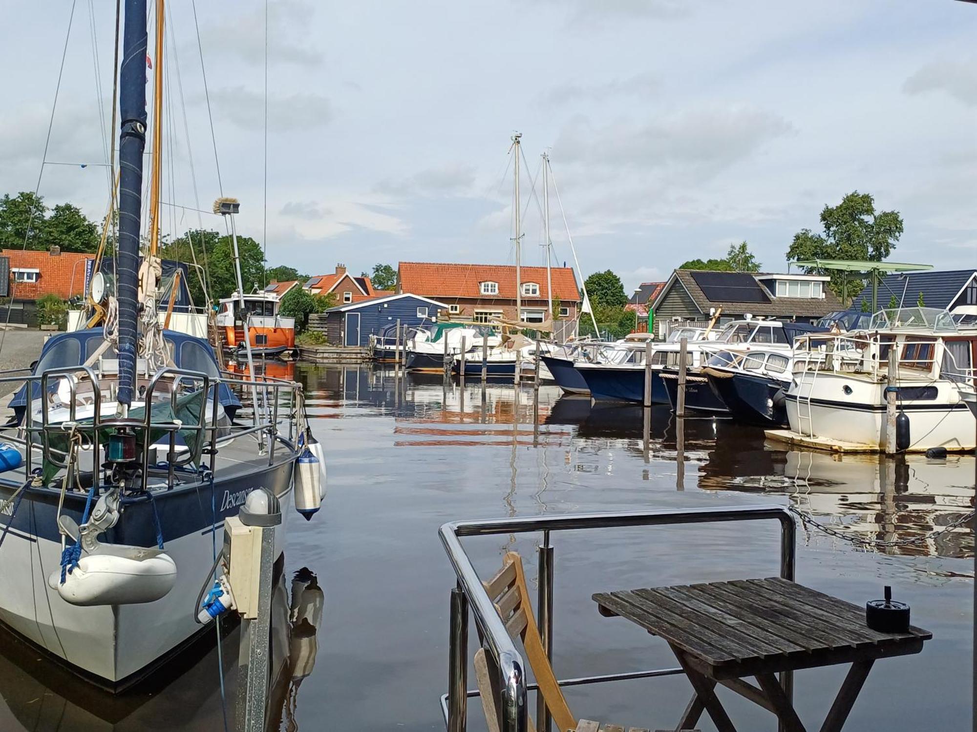 Hotel Bed-On-A-Boat Giethoorn Zewnętrze zdjęcie
